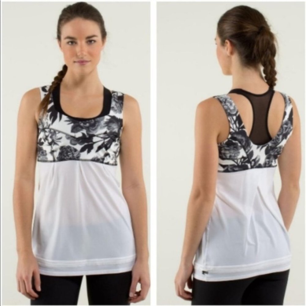 Lululemon Tame Me Tank Top Brisk Bloom Top E26
